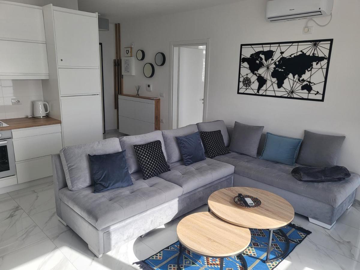 Stella Apartment ซารานเดอ ภายนอก รูปภาพ